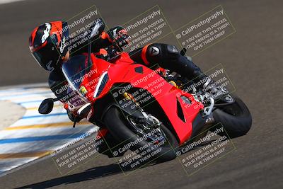 media/Sep-21-2025-TrackDaz (Sun) [[277c75b276]]/C Group/240pm (Turn 6)/